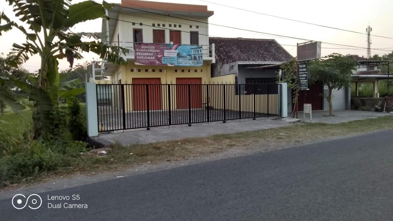 Spot On 93020 Rumah Singgah Ganjuran Бантул Екстер'єр фото