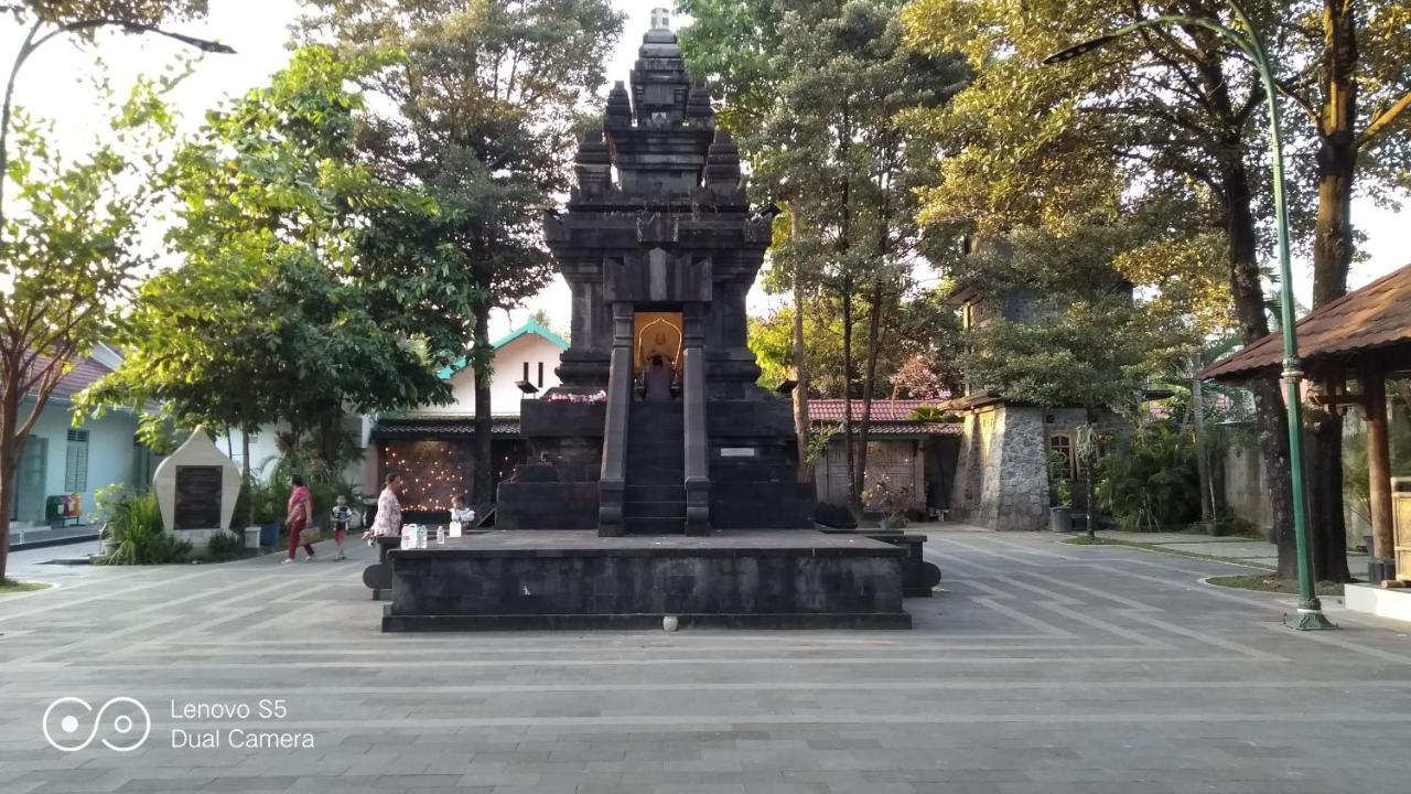 Spot On 93020 Rumah Singgah Ganjuran Бантул Екстер'єр фото